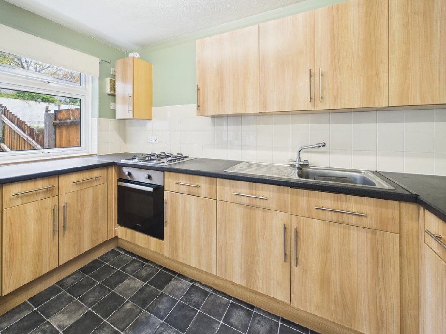 Tailyour Road, Crownhill