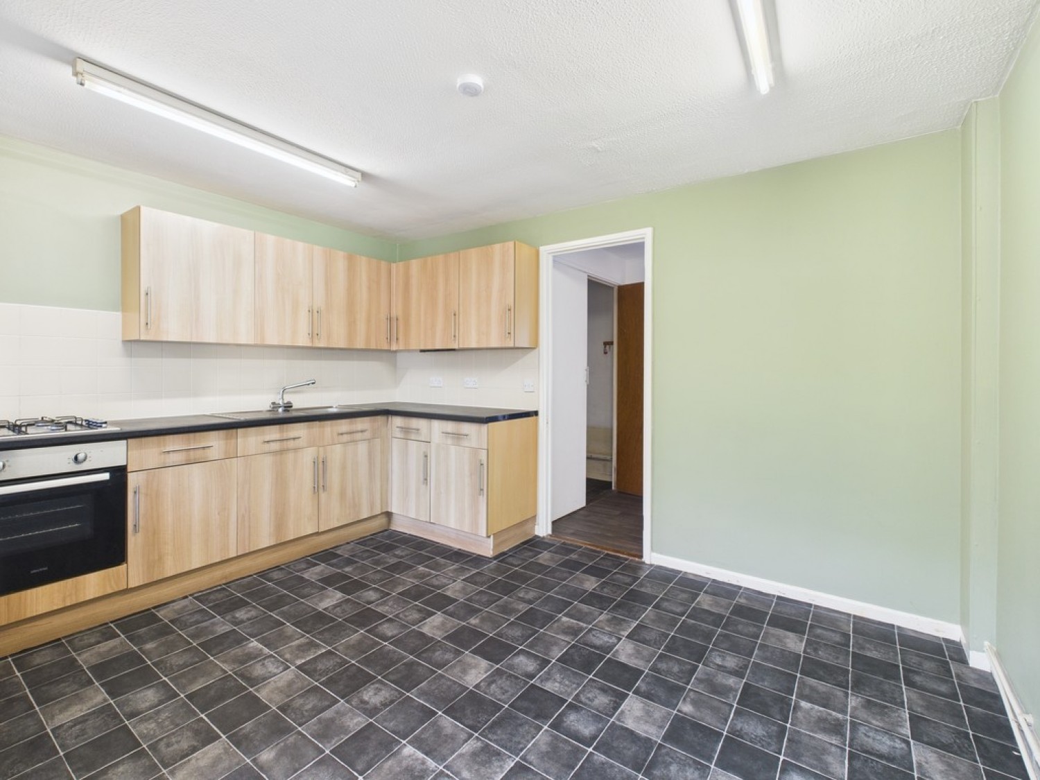 Tailyour Road, Crownhill