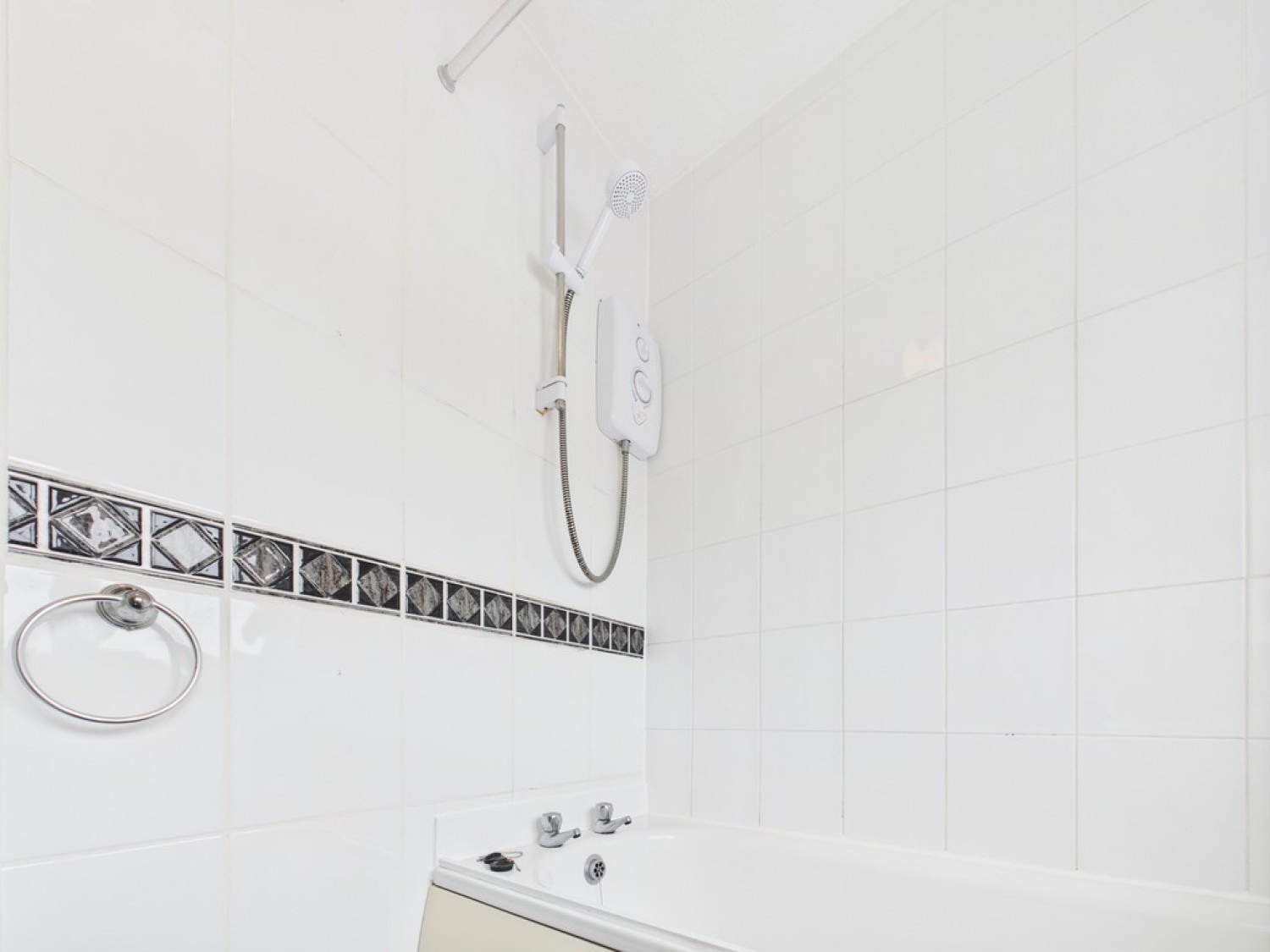3 bedroom House for Letting Dudley Road, Plympton