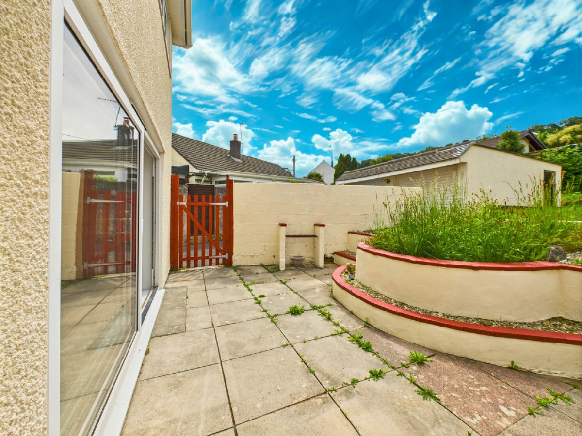 Dudley Road, Plympton