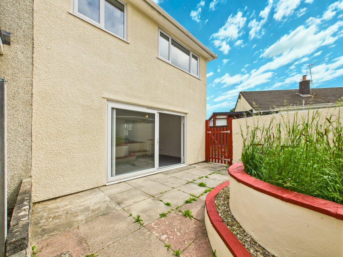 Dudley Road, Plympton
