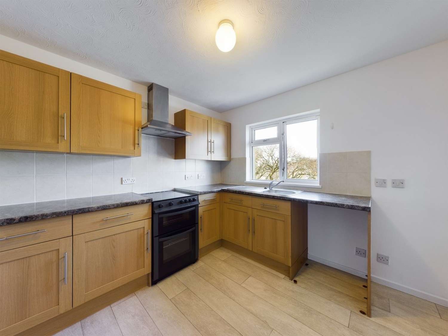 2 bedroom Flat for Letting College Dean Close, Derriford