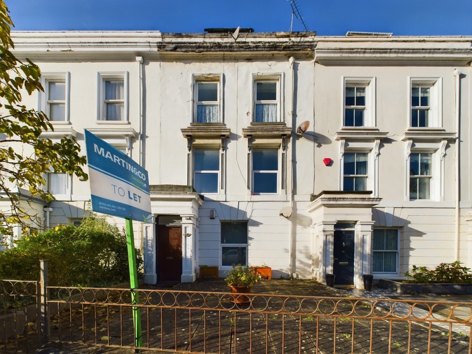 Devonport Road, Stoke