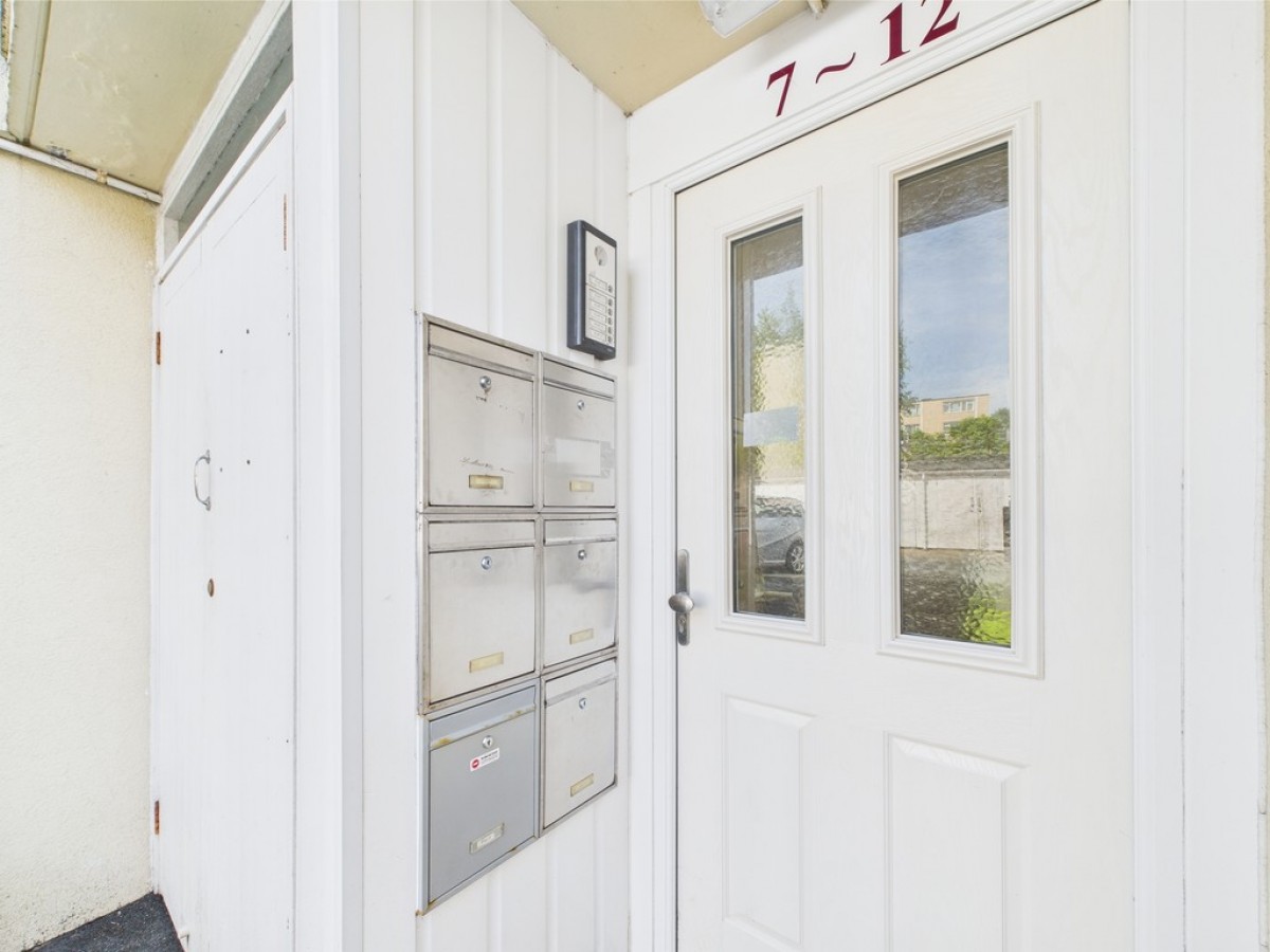 St Nazaire Close, Devonport