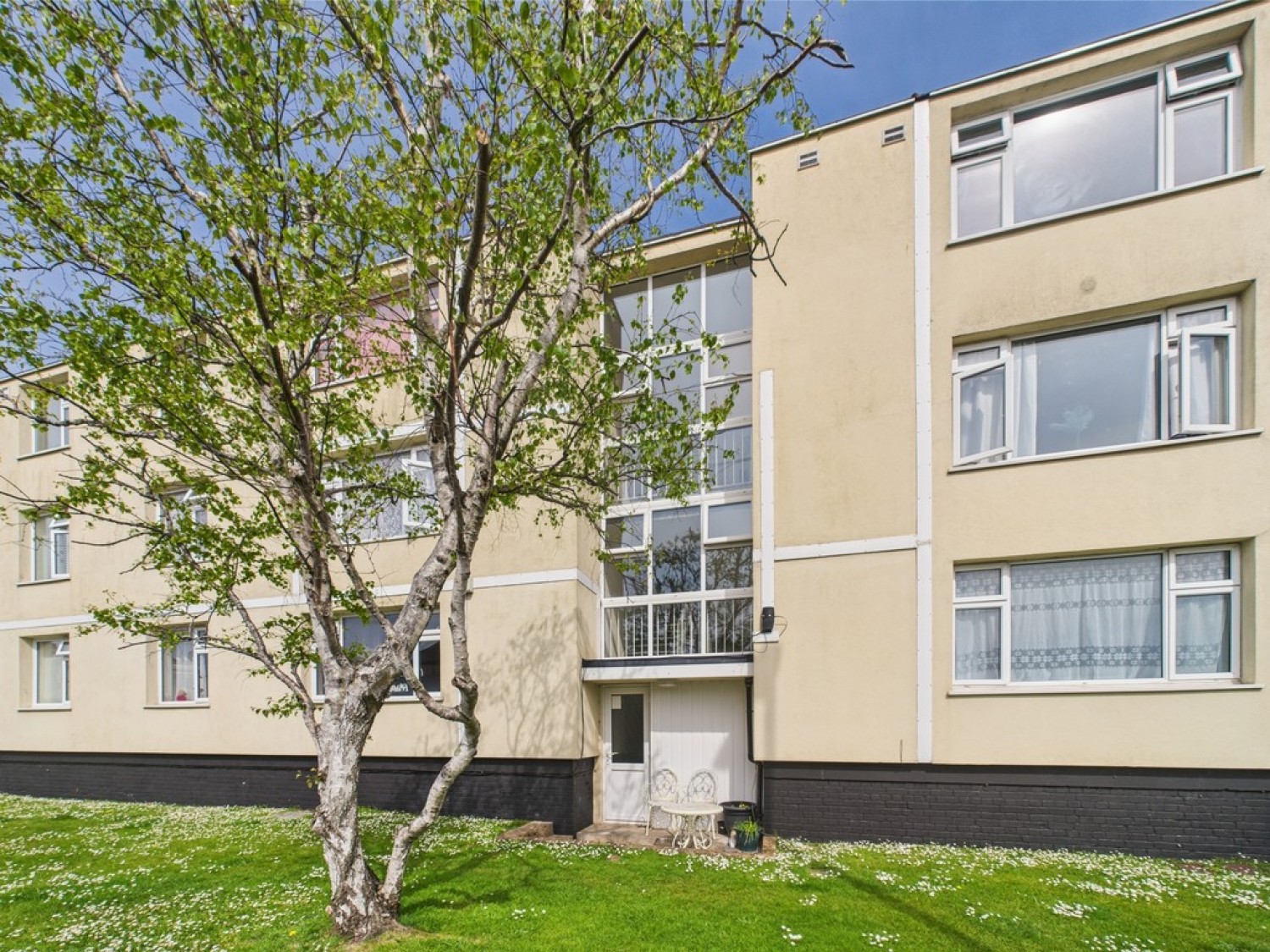 St Nazaire Close, Devonport