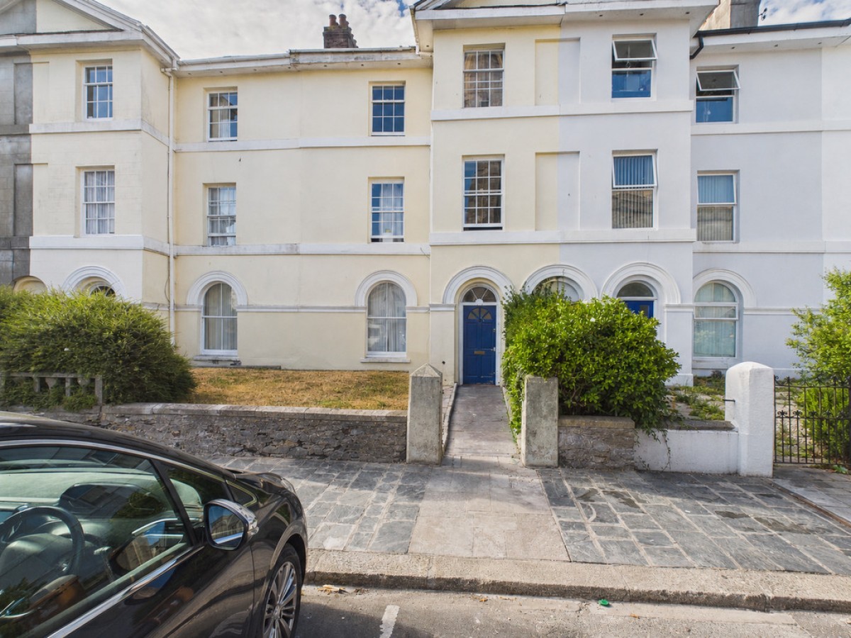 Wyndham Square, Stonehouse