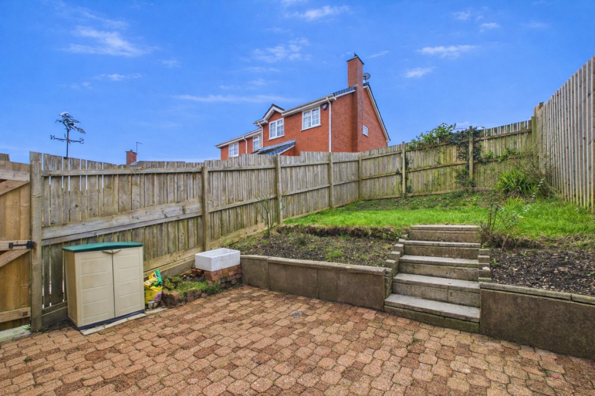 Parkers Close, Plympton