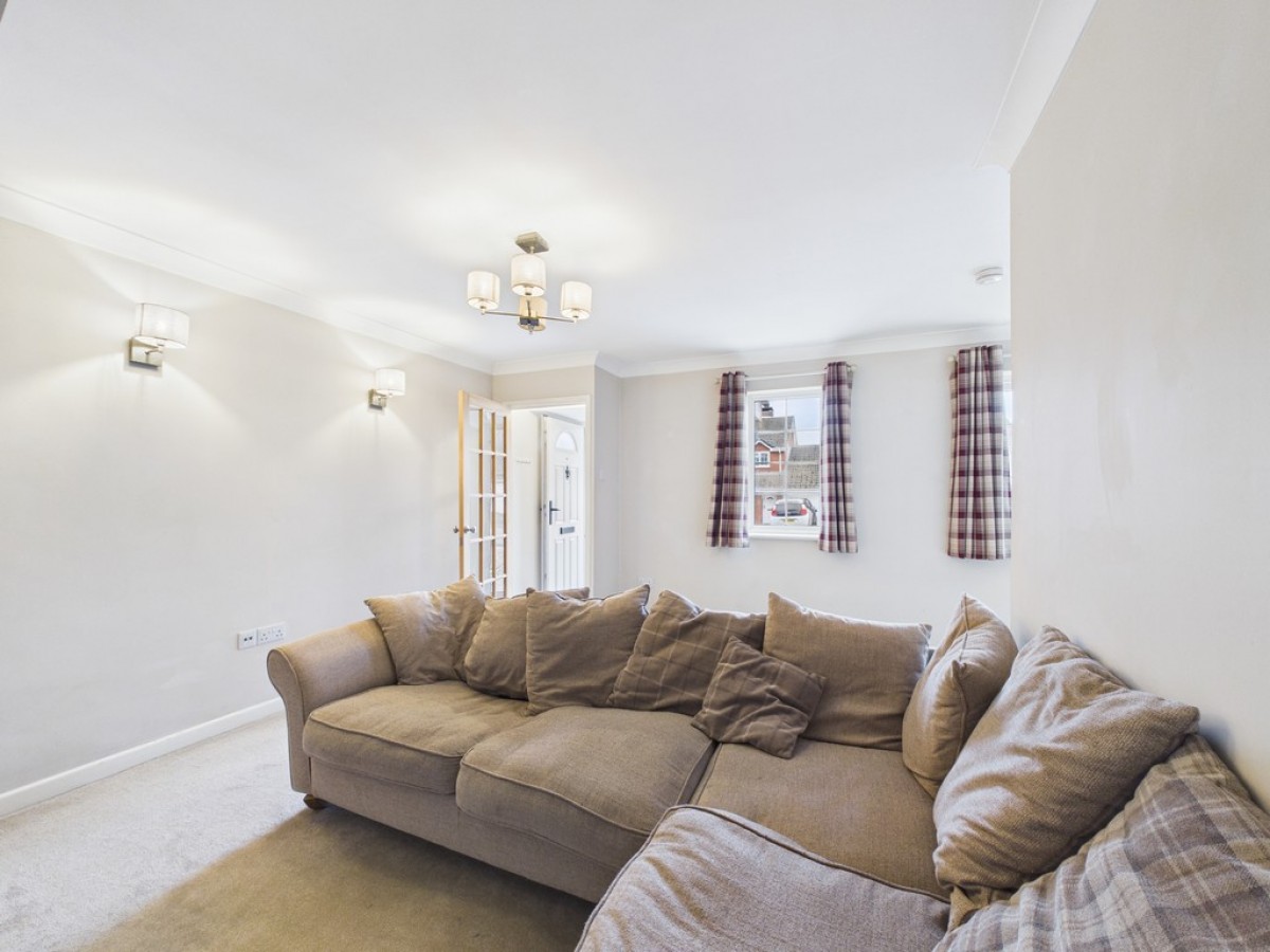 Parkers Close, Plympton