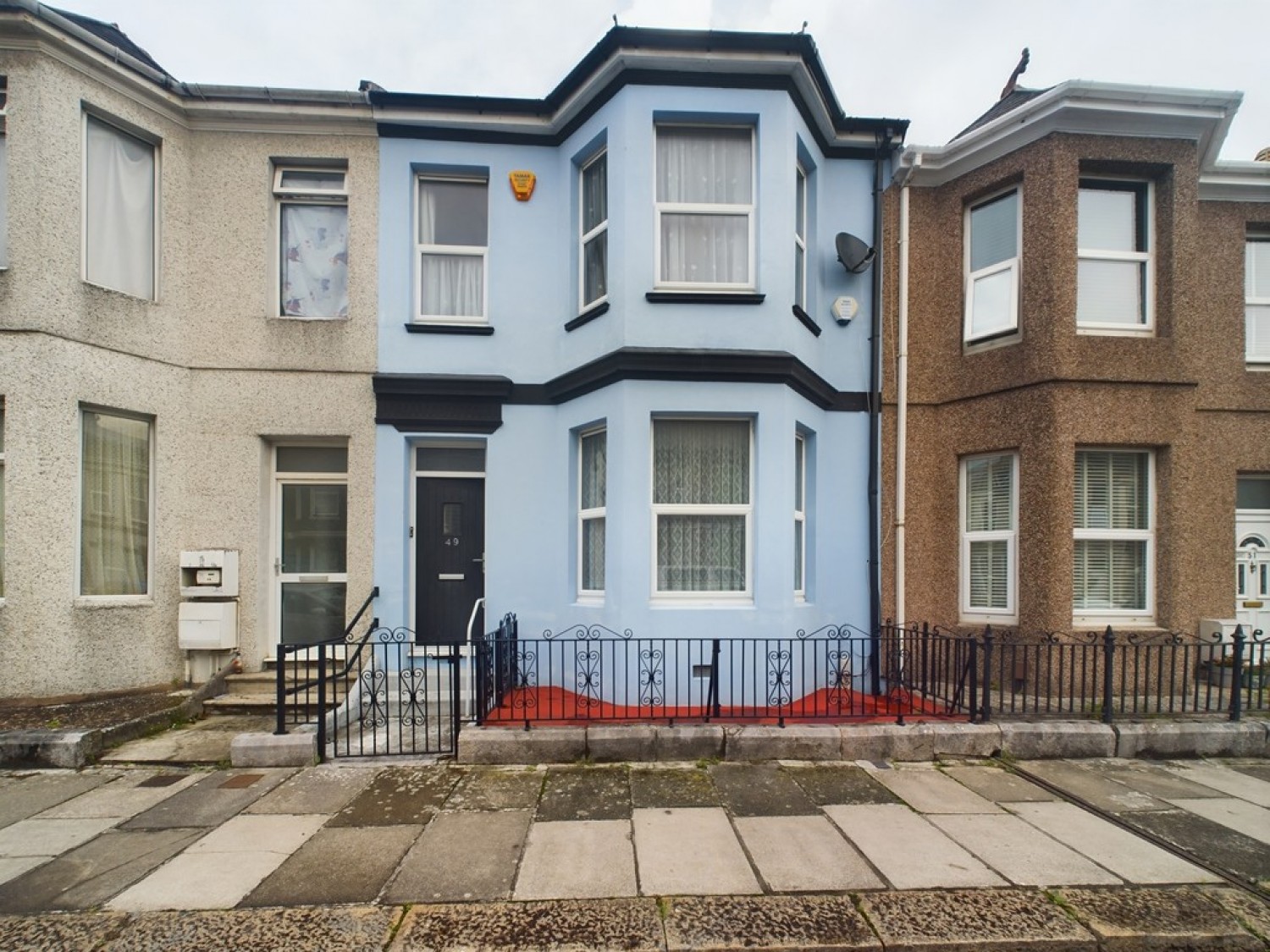 3 bedroom Flat in Cotehele Avenue, Prince Rock