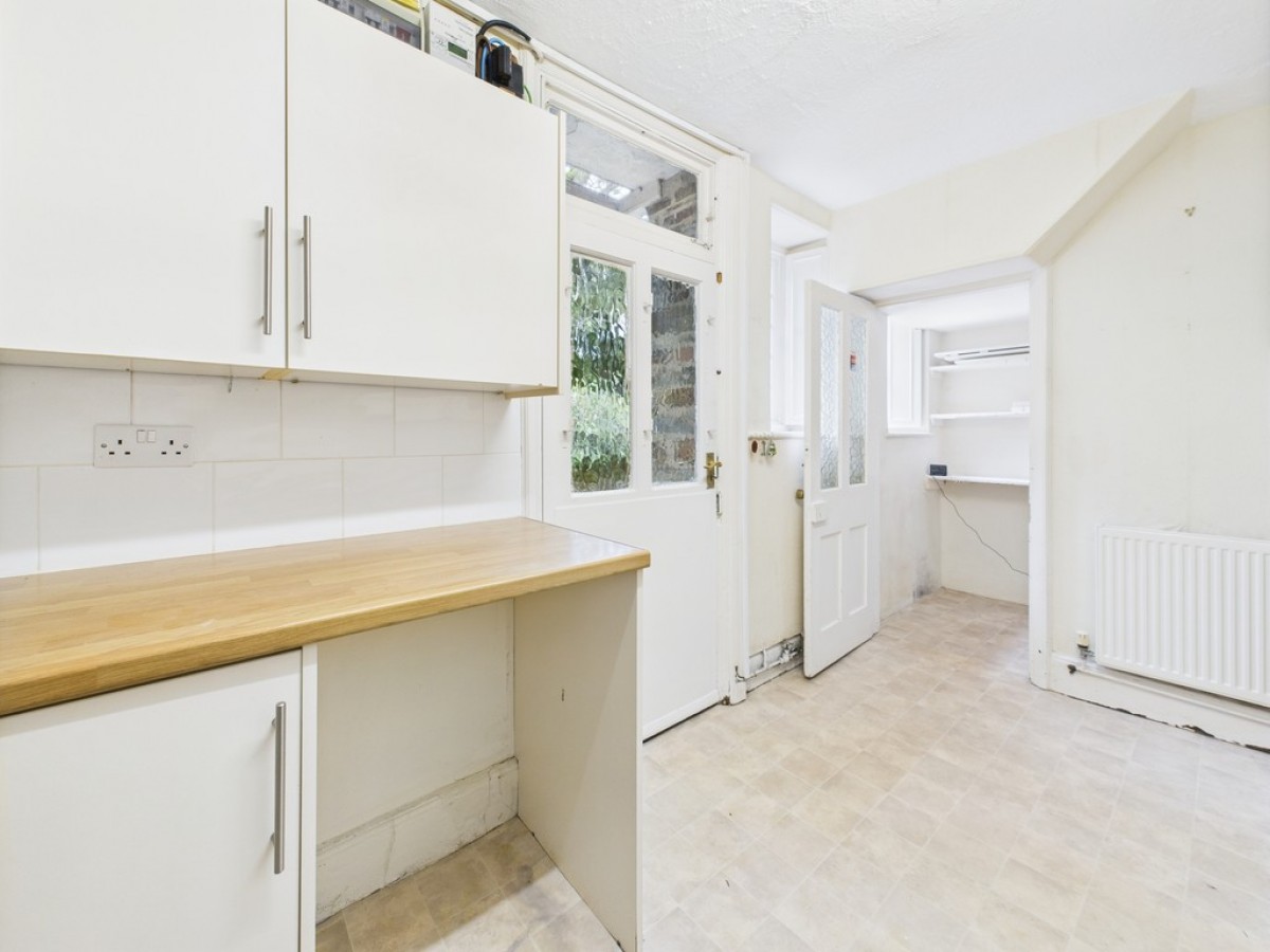 Buckland Monachorum, Yelverton