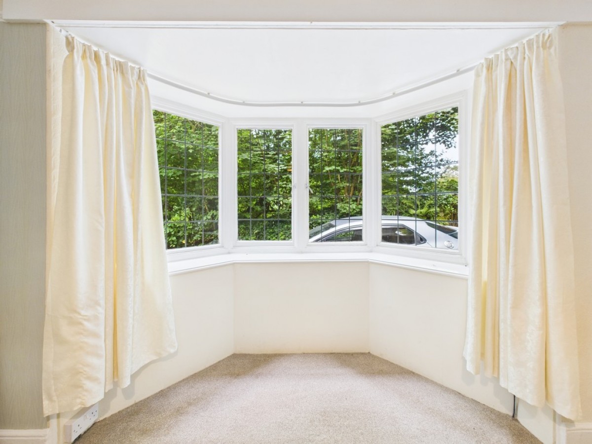 Buckland Monachorum, Yelverton
