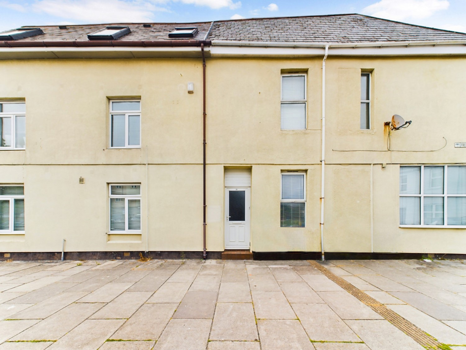 4 bedroom House for Letting Frederick Street West, Stonehouse, Plymouth