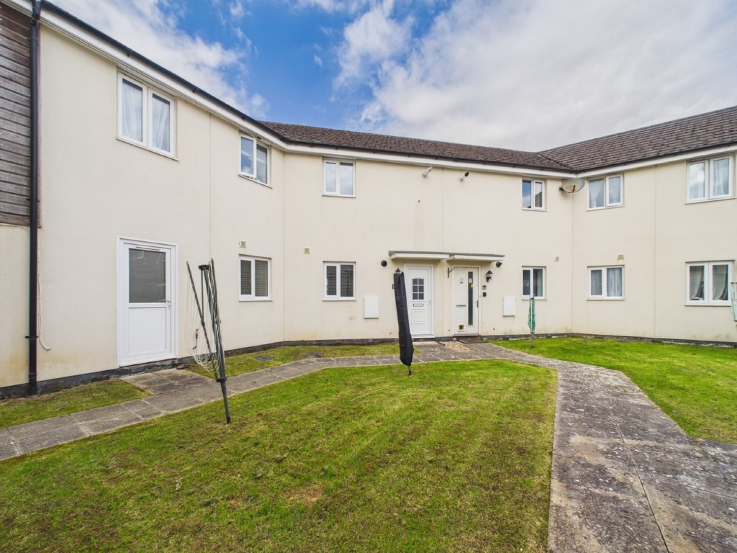 2 bedroom Flat for Letting Rifleman Walk, Widewell