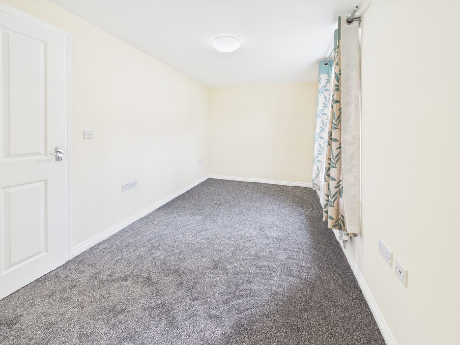 2 bedroom Flat for Letting Rifleman Walk, Widewell