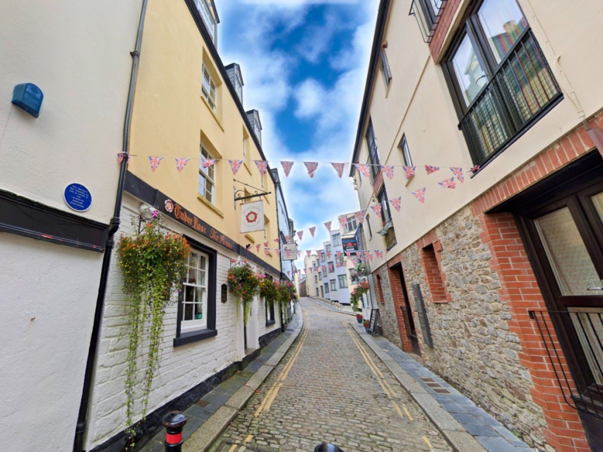 New Street, The Barbican
