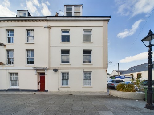 Adelaide Street, Stonehouse