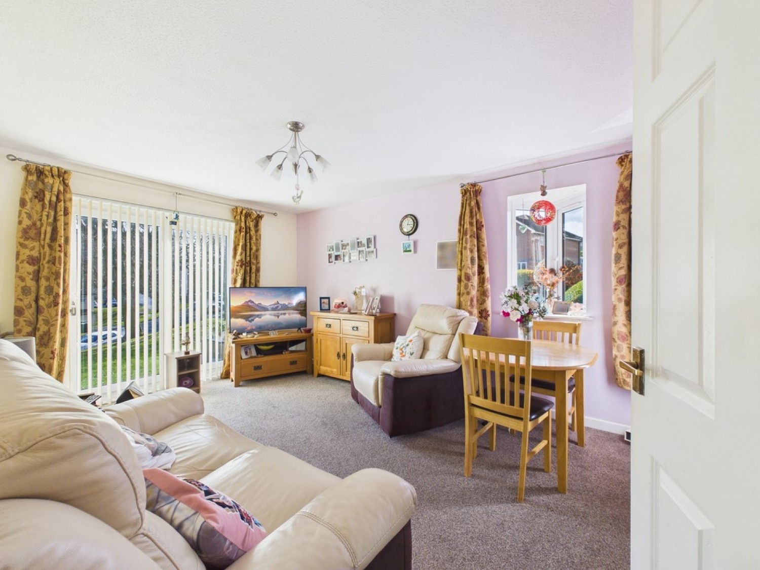 2 bedroom Flat for Sale The Limes, Crownhill, Plymouth