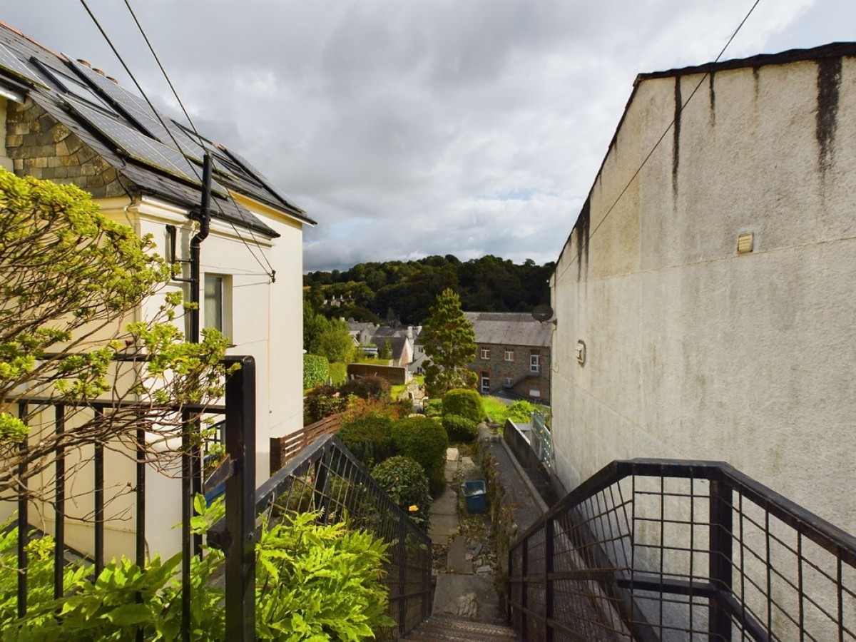 Old Exeter Road, Tavistock