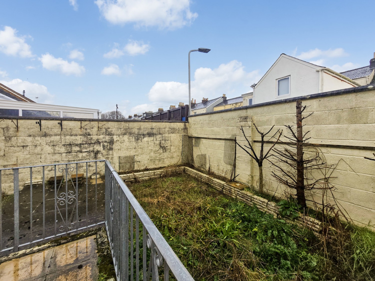 2 bedroom Bungalow for Sale Carew Avenue, Honicknowle, Plymouth