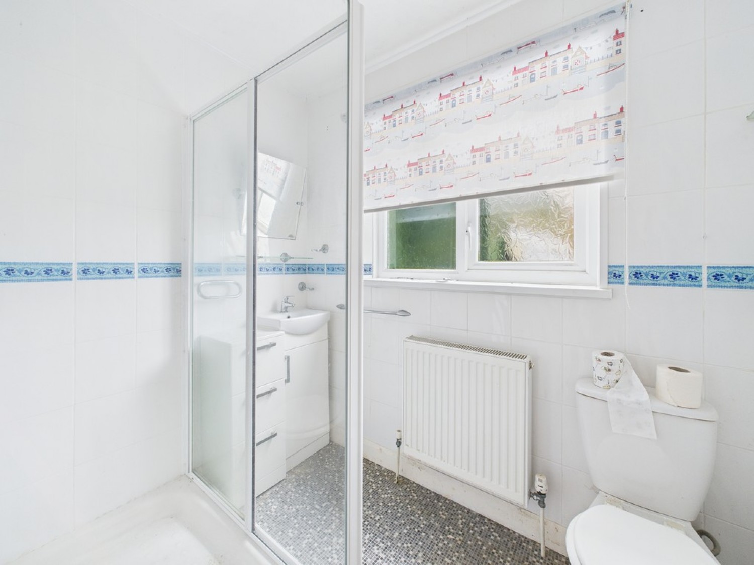 2 bedroom Bungalow for Sale Carew Avenue, Honicknowle, Plymouth