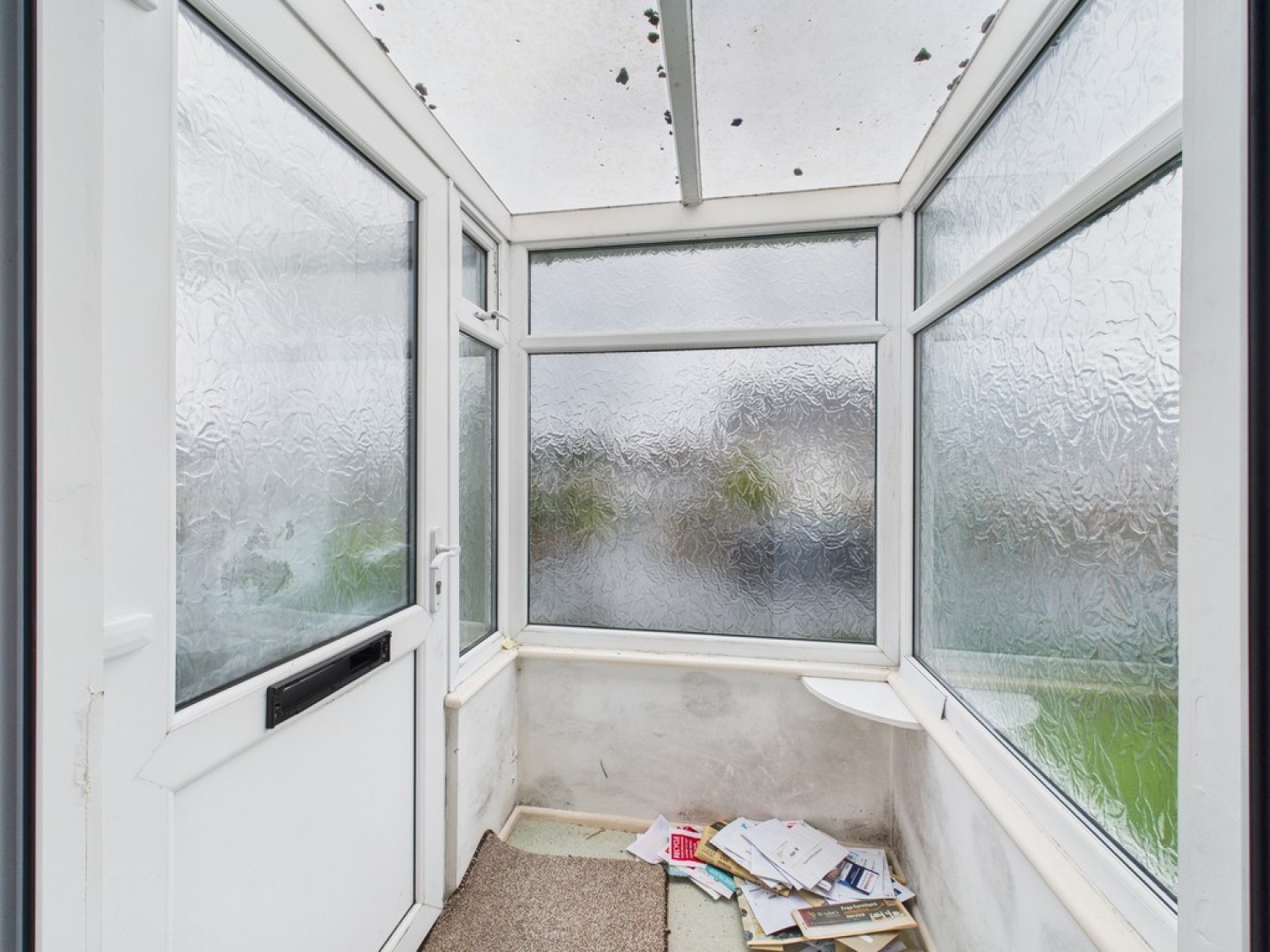 2 bedroom Bungalow for Sale Carew Avenue, Honicknowle, Plymouth