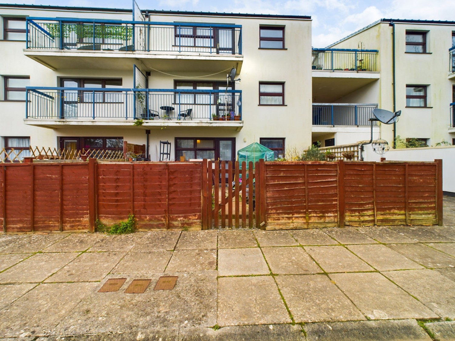 Raglan Road, Devonport