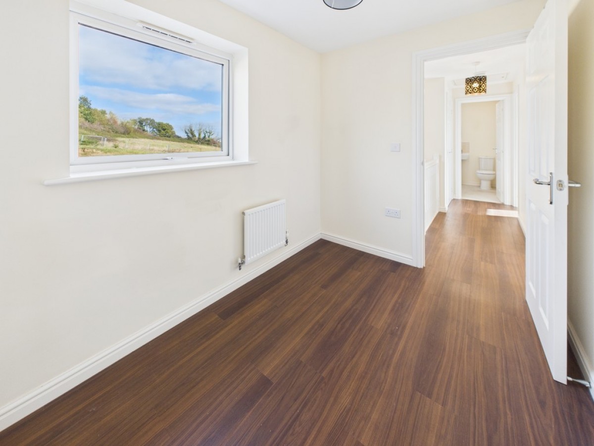 Pintail Way, Palmerston Heights