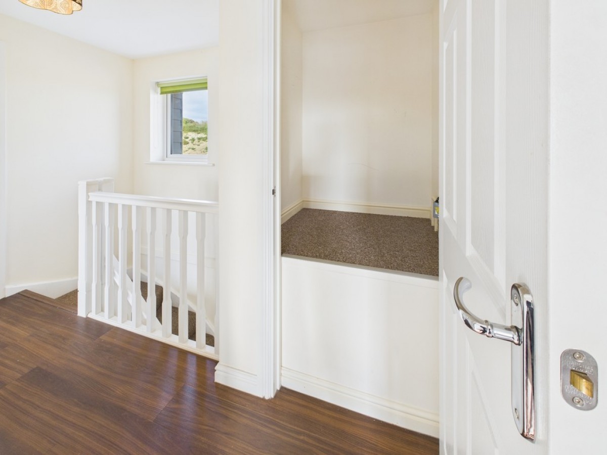 Pintail Way, Palmerston Heights