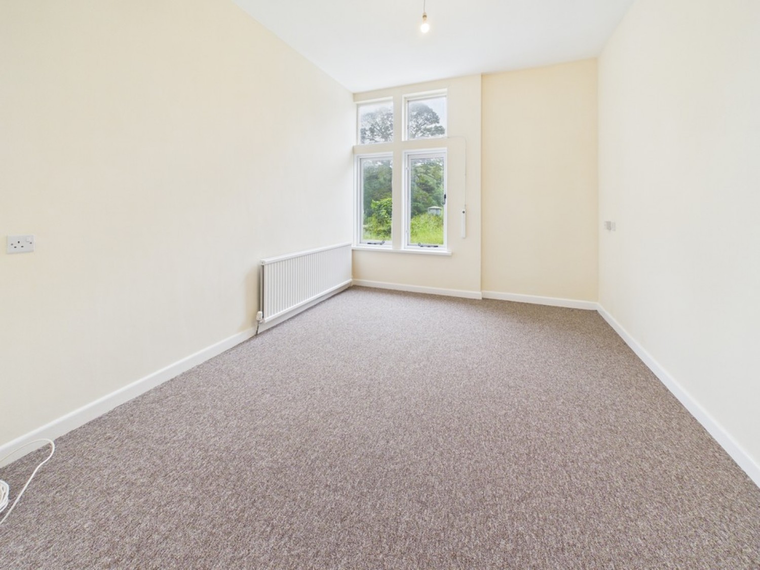 2 bedroom Flat for Letting Ham House, Tewkesbury Close