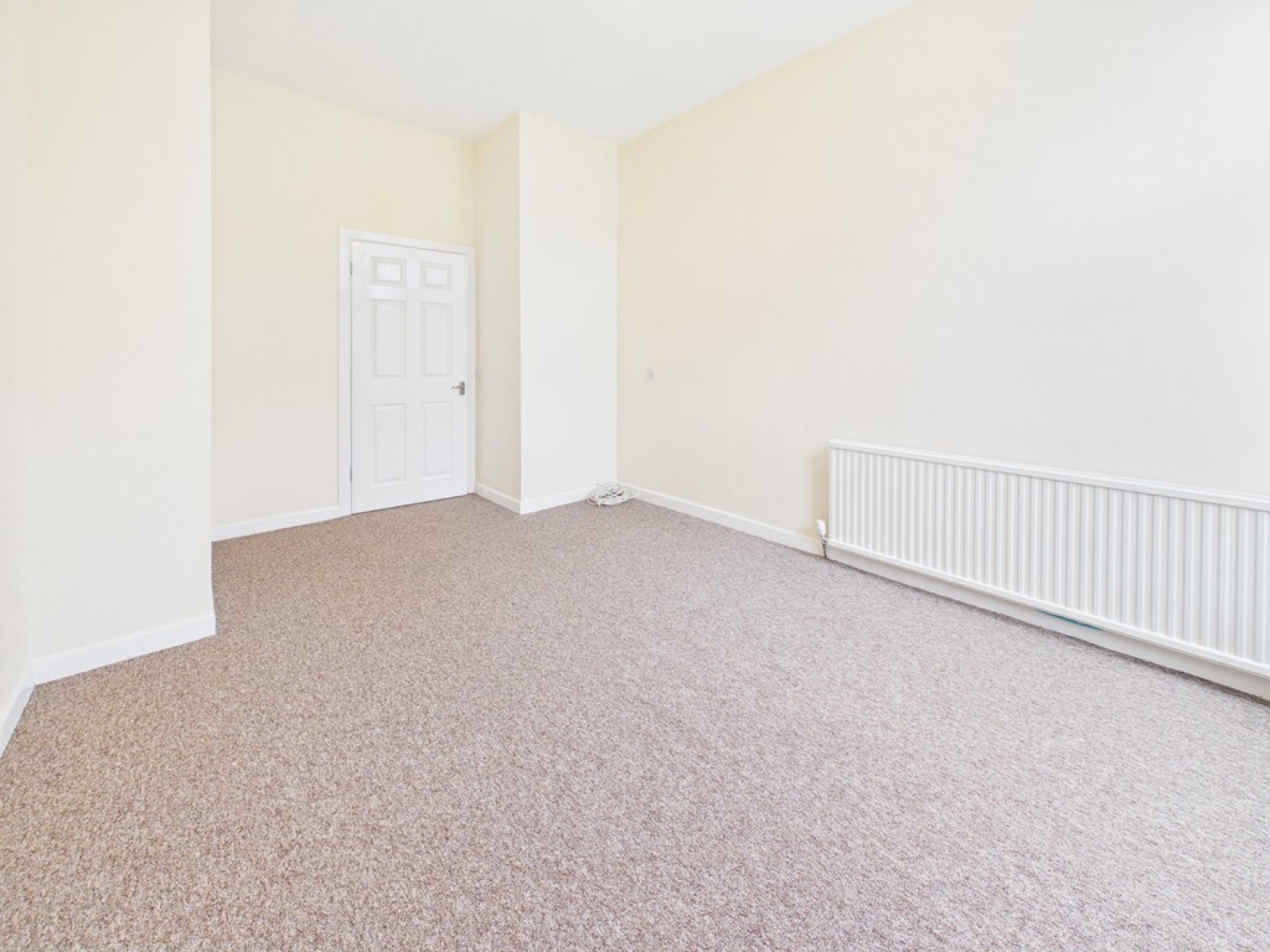 2 bedroom Flat for Letting Ham House, Tewkesbury Close