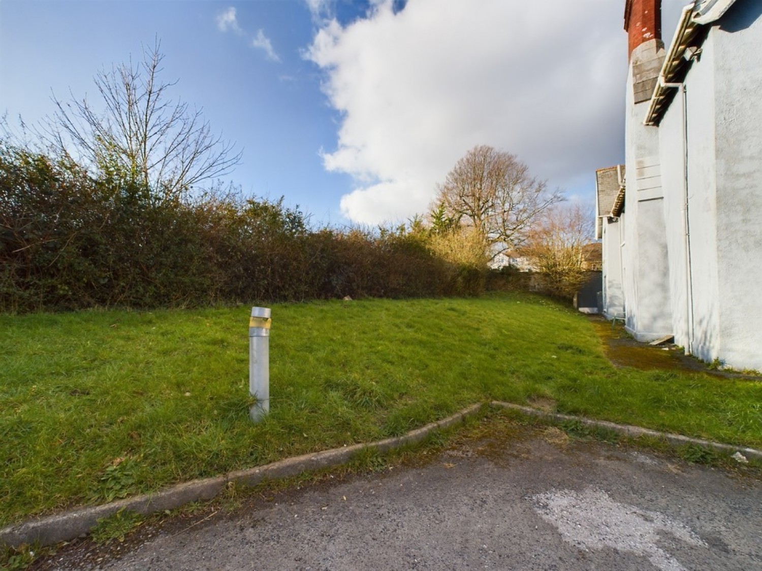 1 bedroom Flat in Tewkesbury Close, Ham