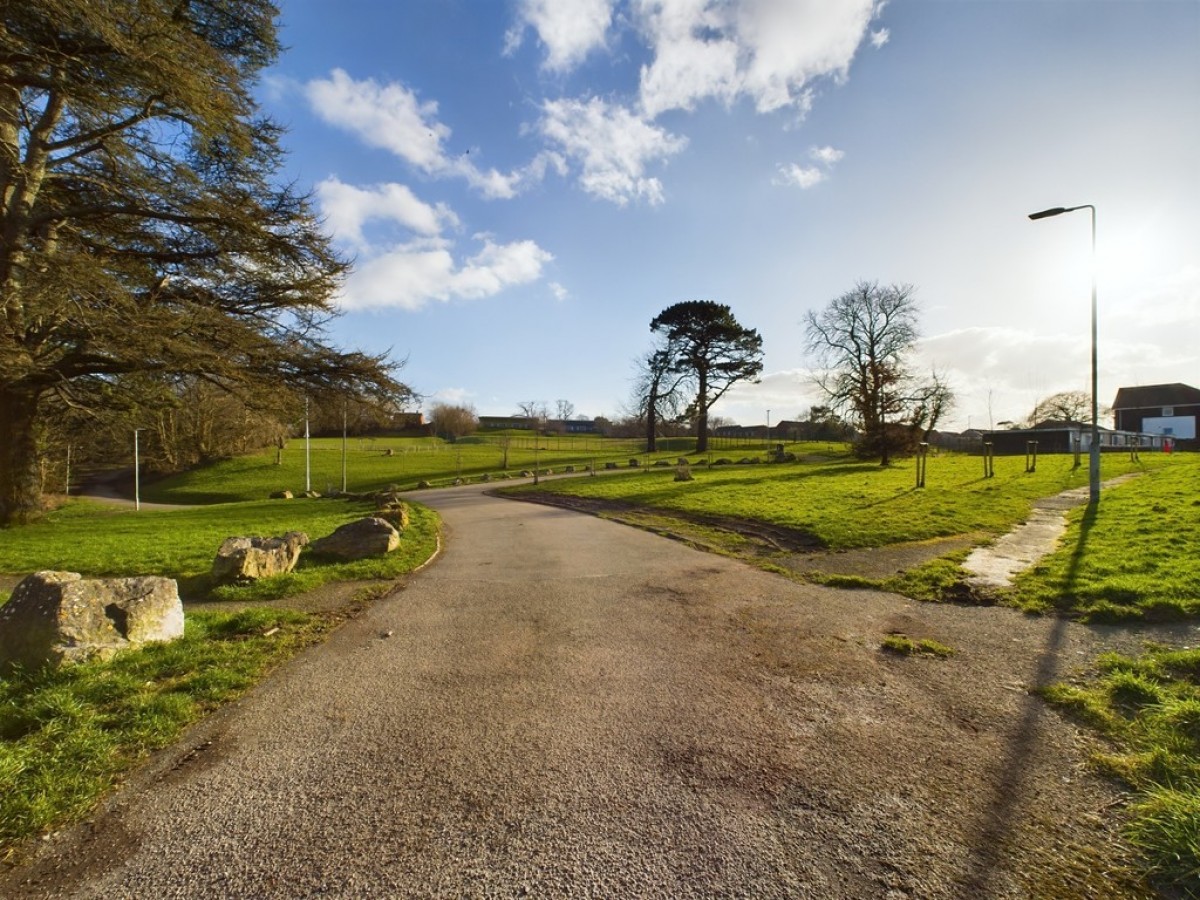Tewkesbury Close, Ham