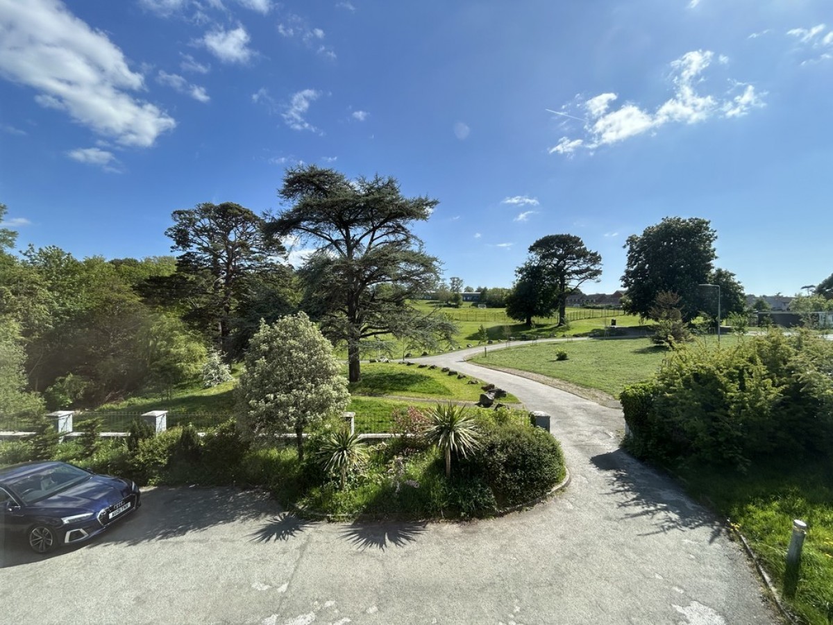 Tewkesbury Close, Ham