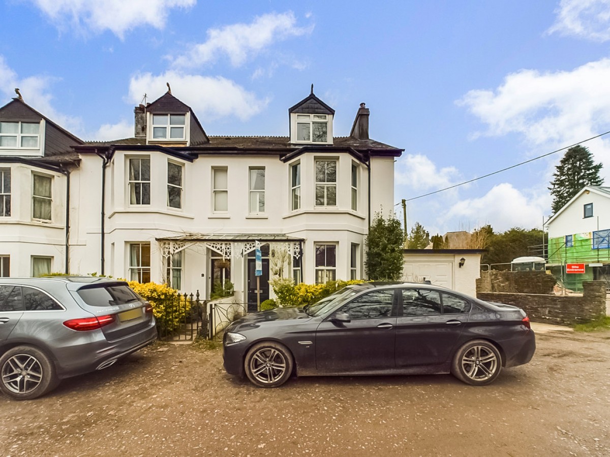 Woodside Terrace, Crapstone