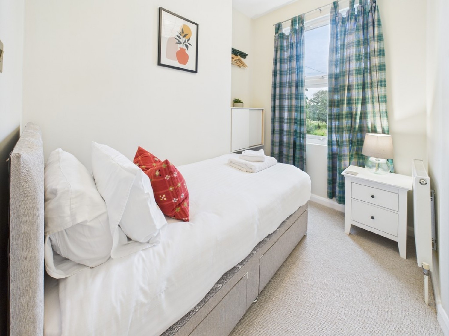Glendower Road, Peverell