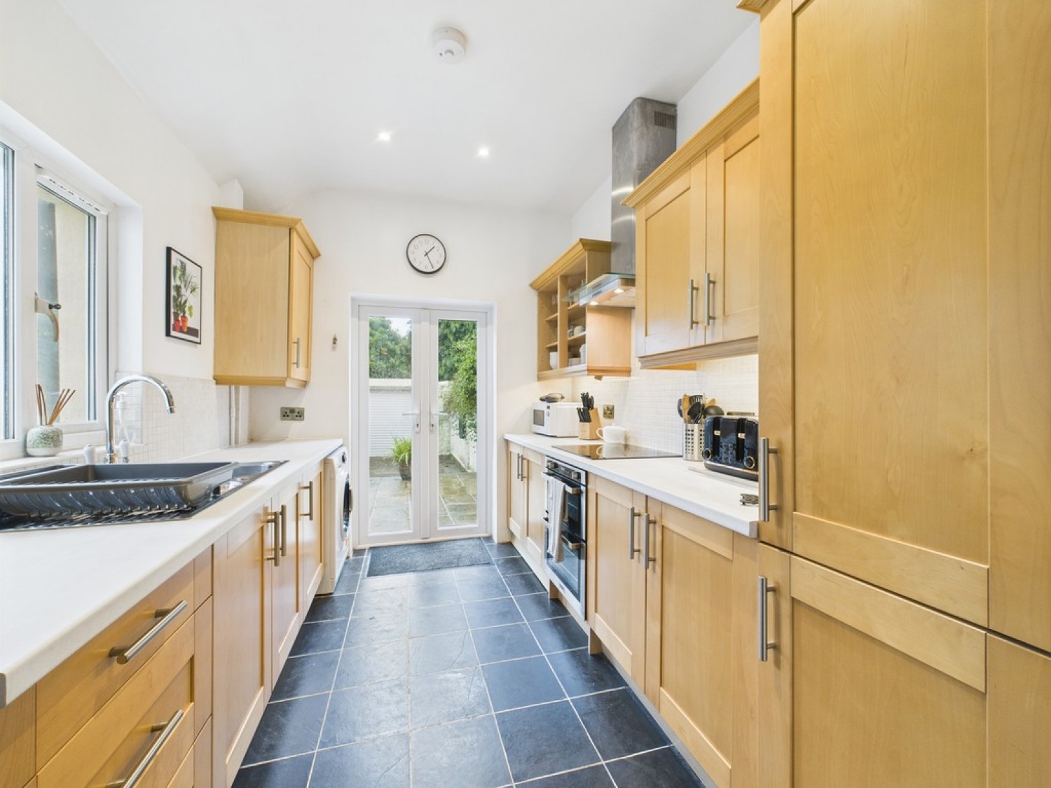 Glendower Road, Peverell