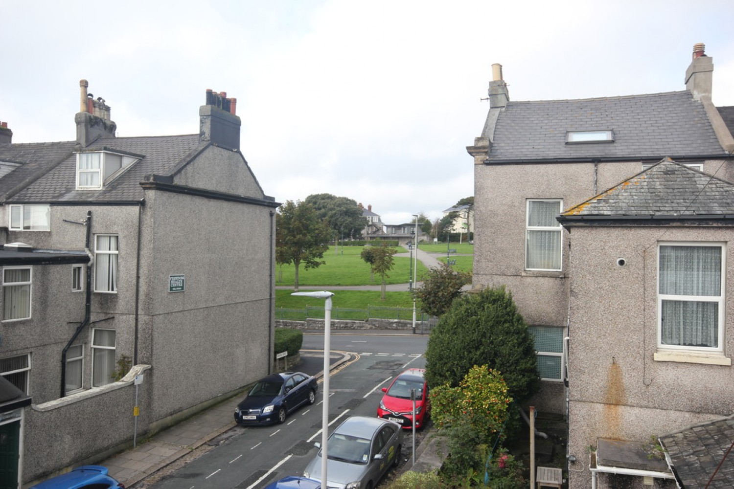 Sea View Terrace, Lipson