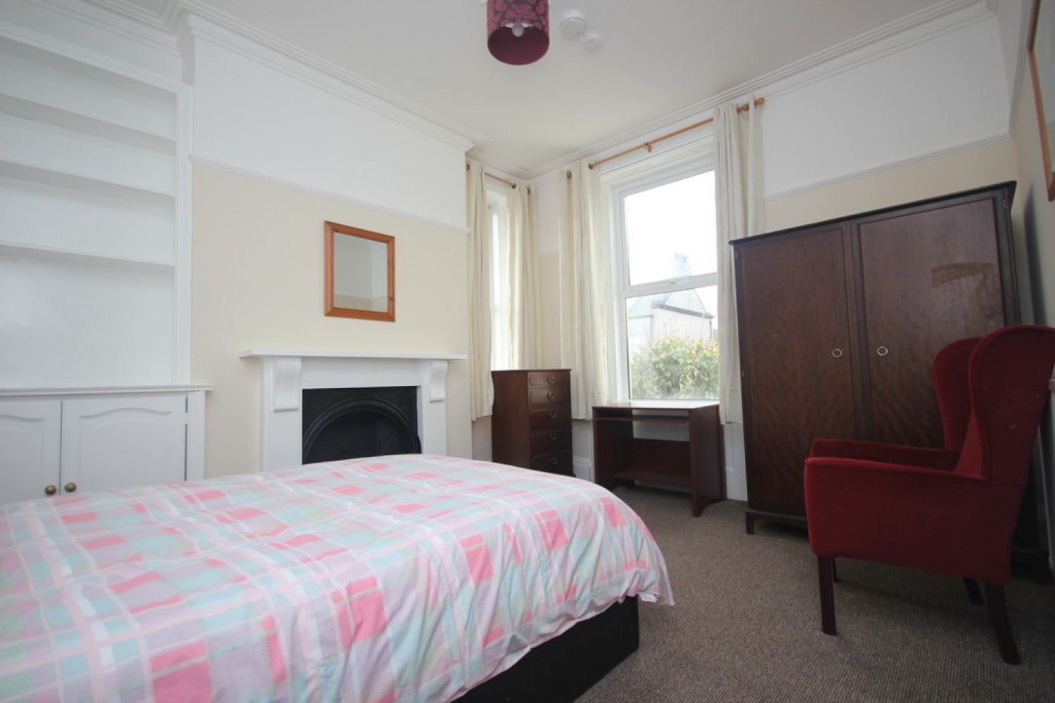 Sea View Terrace, Lipson