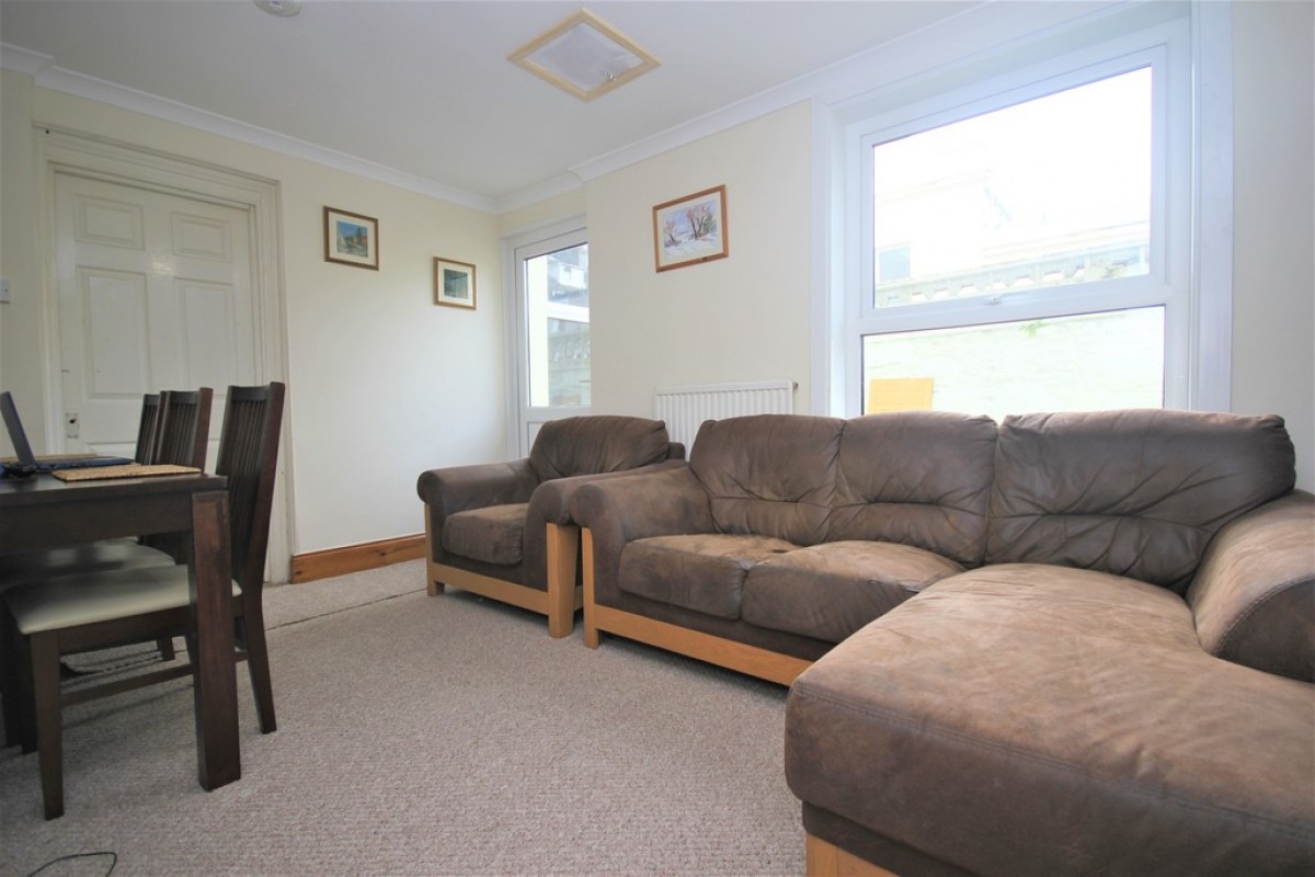 Sea View Terrace, Lipson