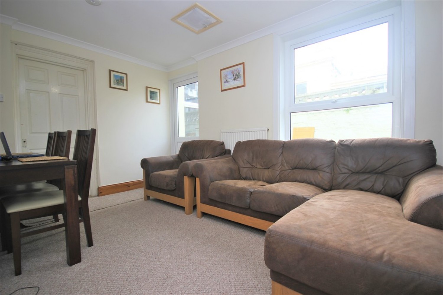 Sea View Terrace, Lipson