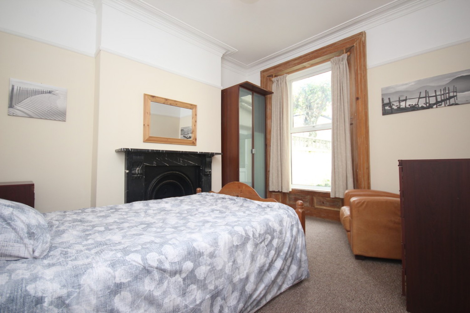 Sea View Terrace, Lipson