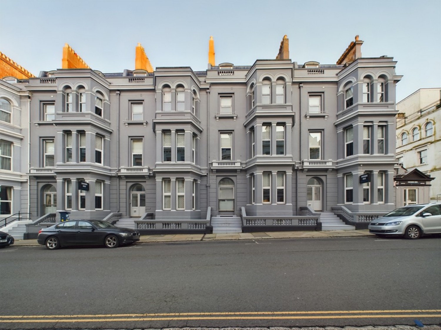 Elliot Street, The Hoe