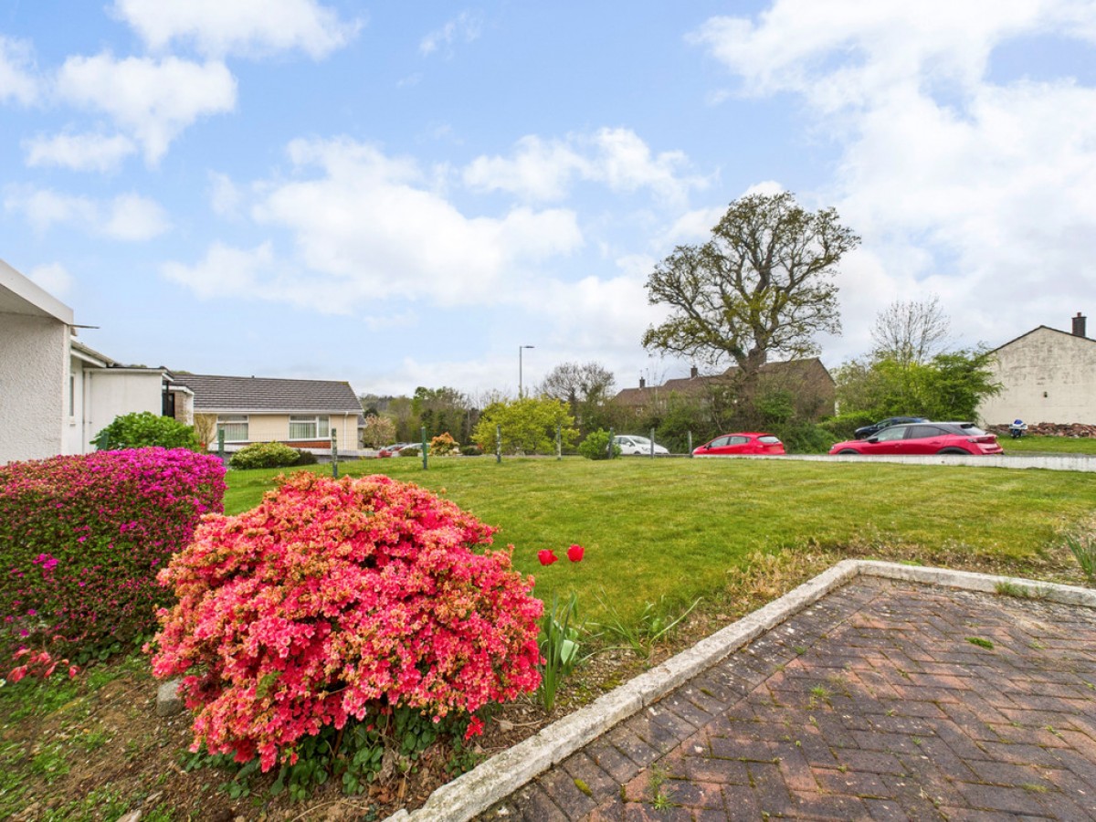 Looseleigh Lane, Derriford