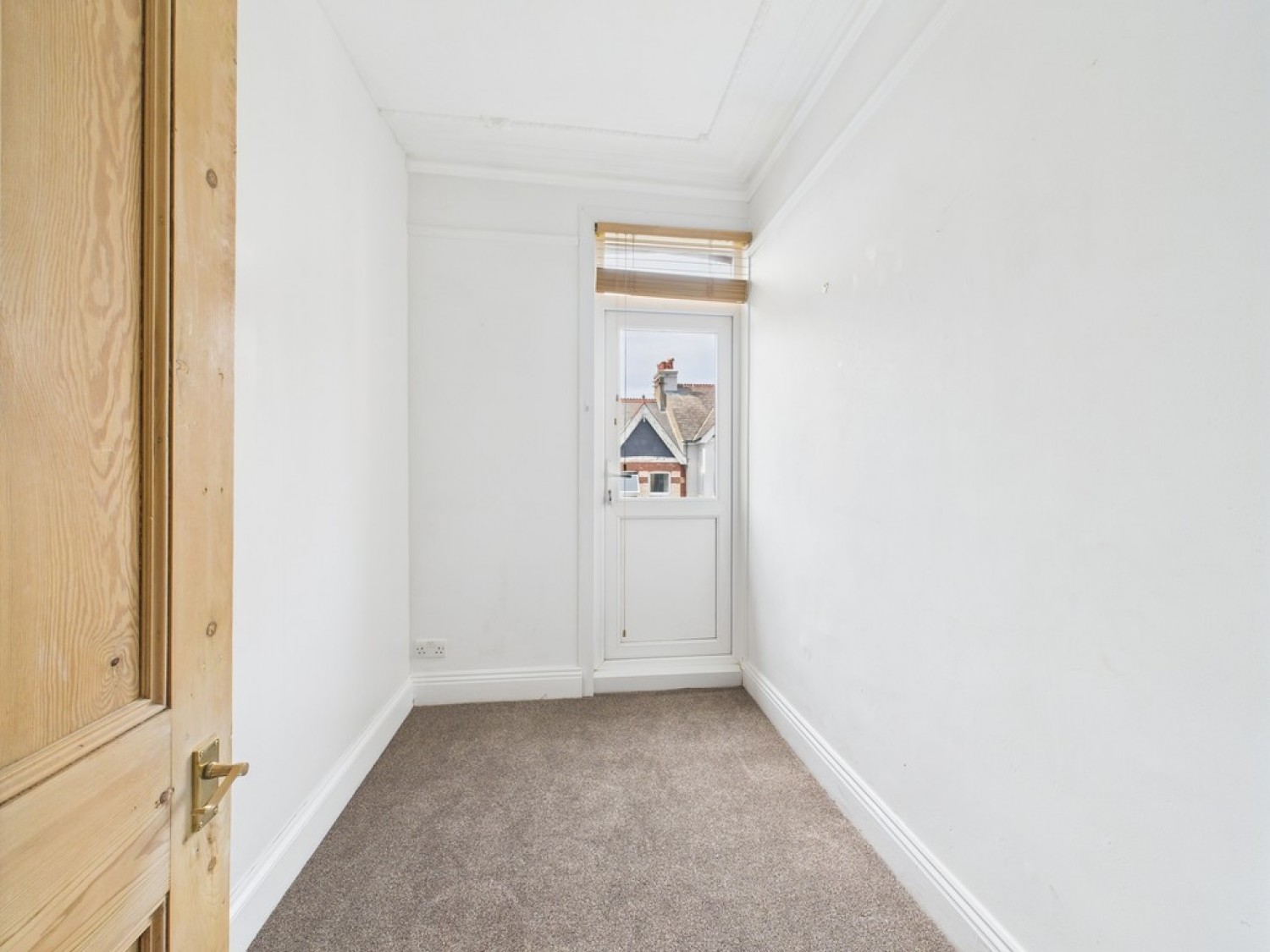 Thornbury Park Avenue, Peverell