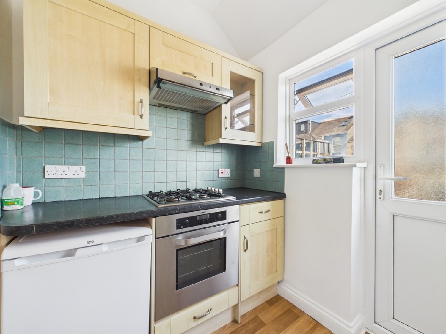 Thornbury Park Avenue, Peverell