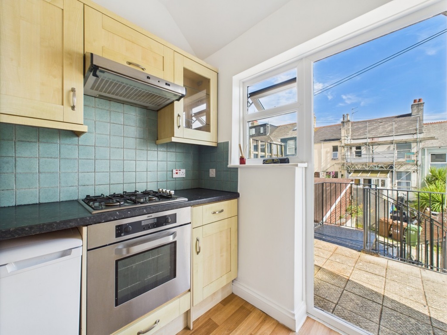 Thornbury Park Avenue, Peverell