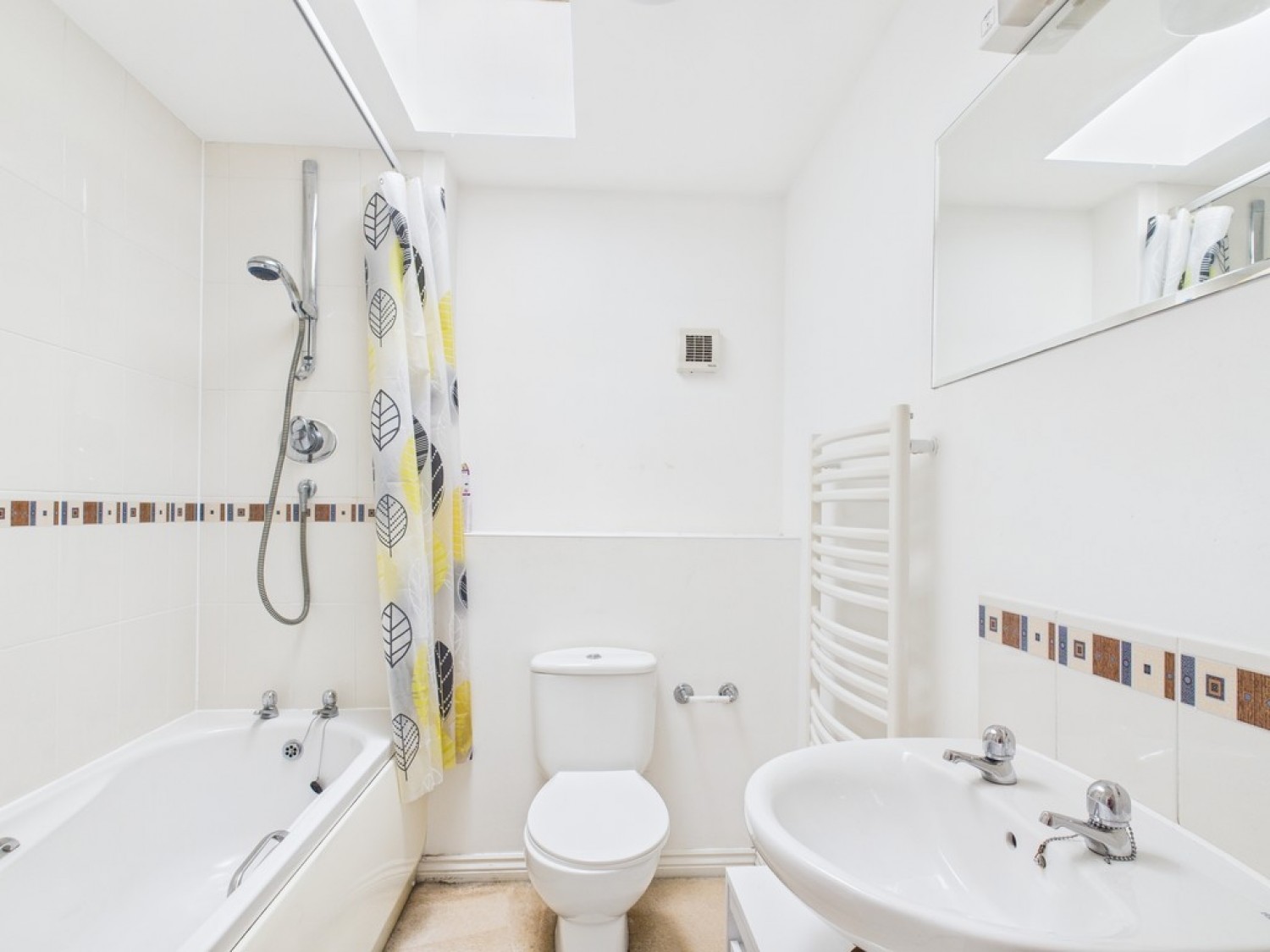 2 bedroom Flat for Sale Barlow Gardens, Beacon Park