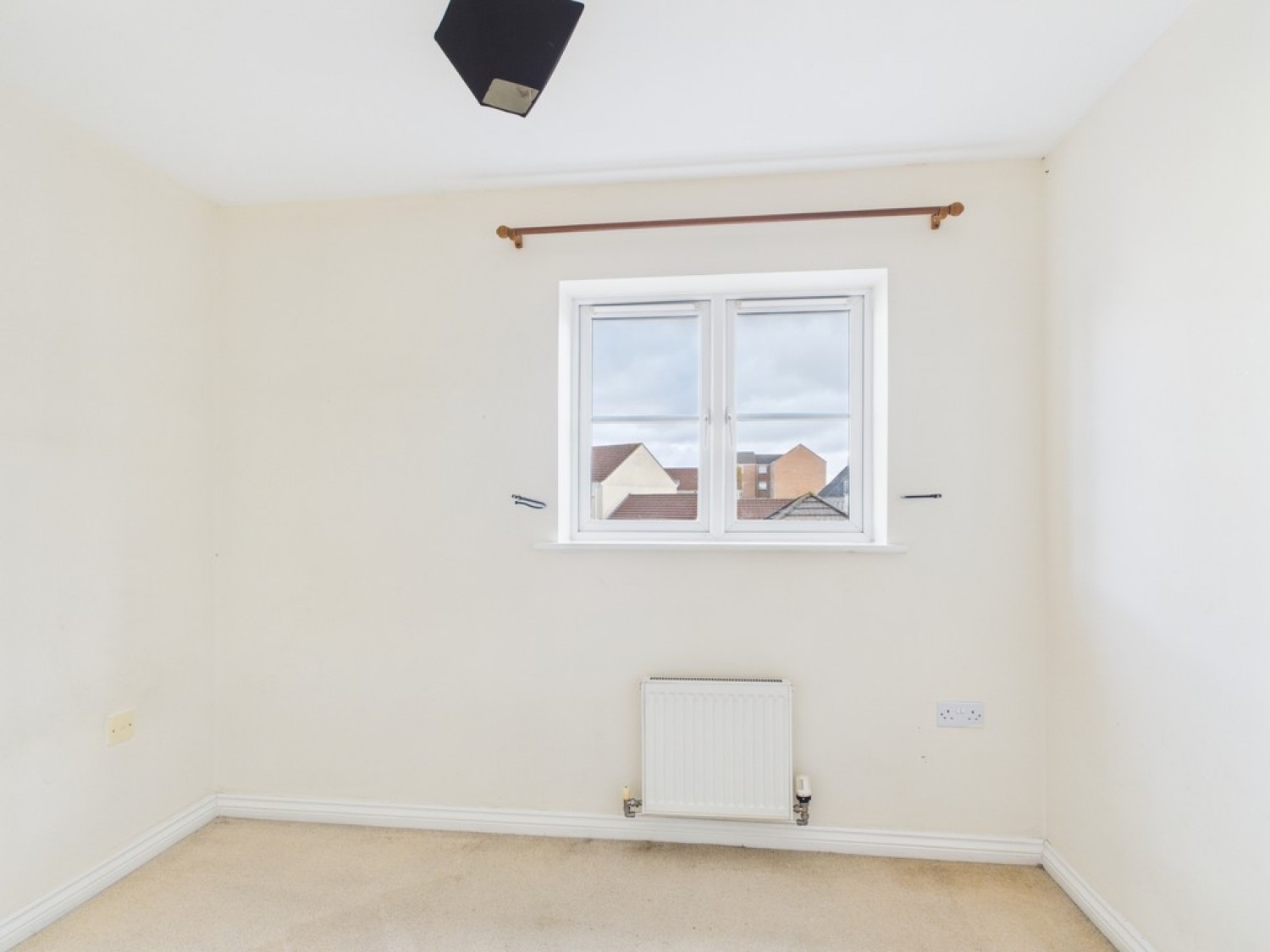 2 bedroom Flat for Sale Barlow Gardens, Beacon Park