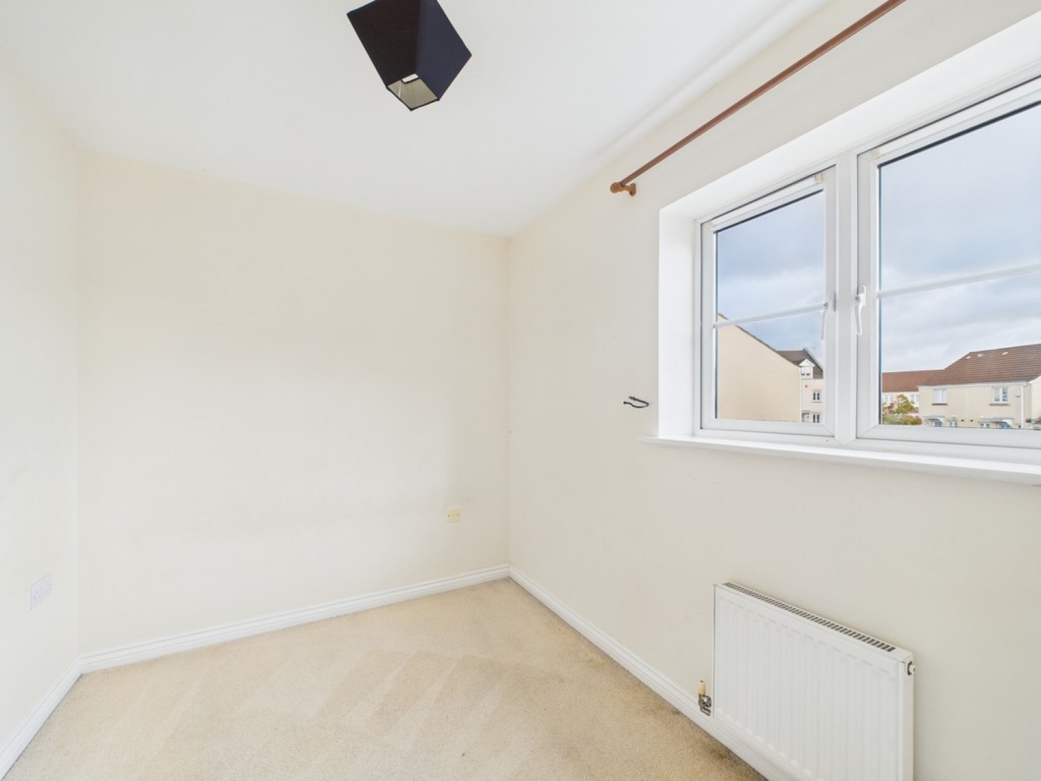 2 bedroom Flat for Sale Barlow Gardens, Beacon Park