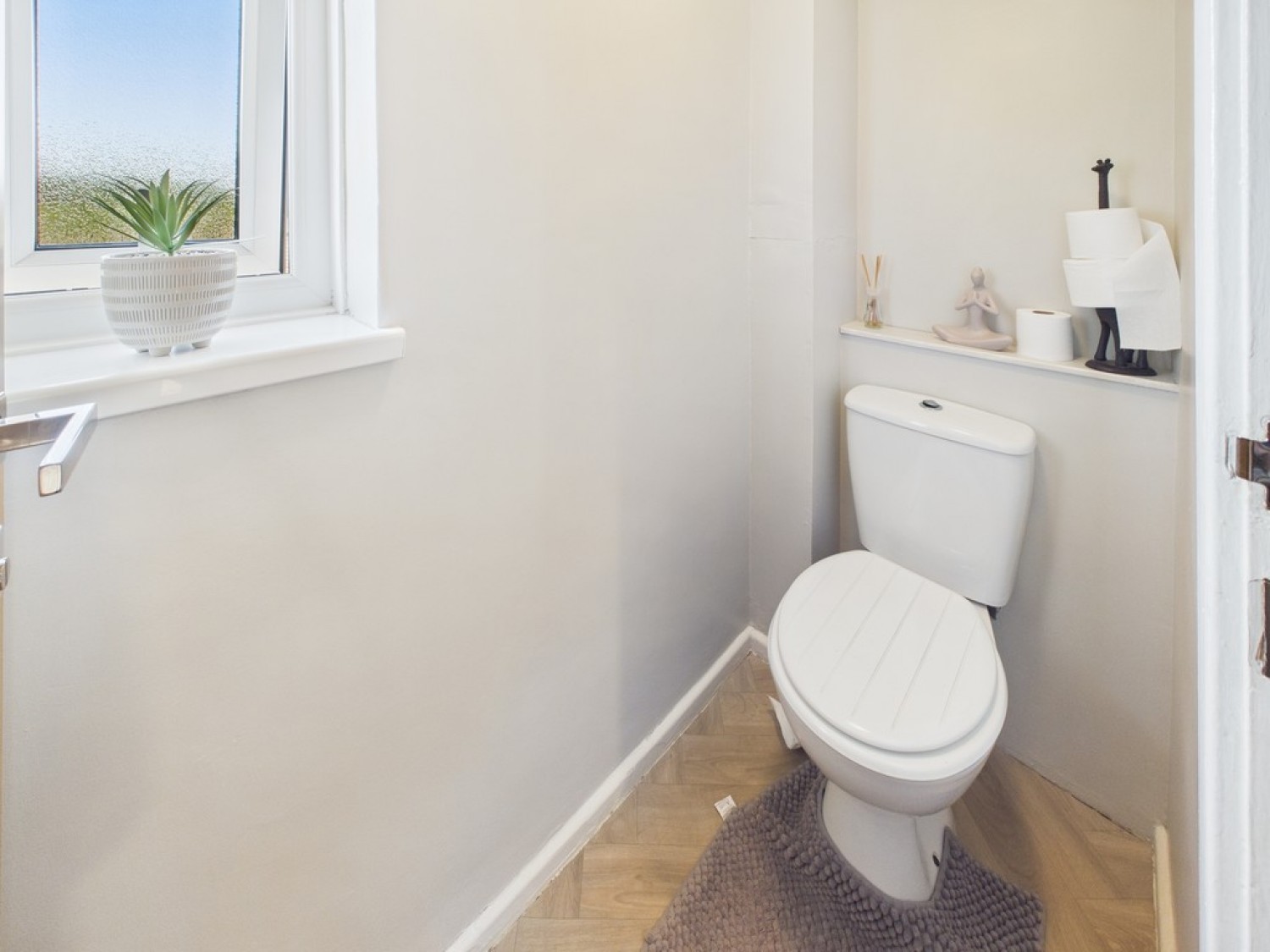 Conrad Road, Manadon